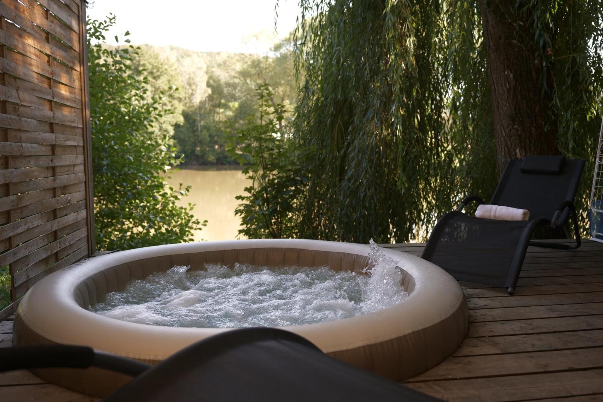 Secret Lake Prag Magic Place Relaxation& Wellness Rehenice Bagian luar foto